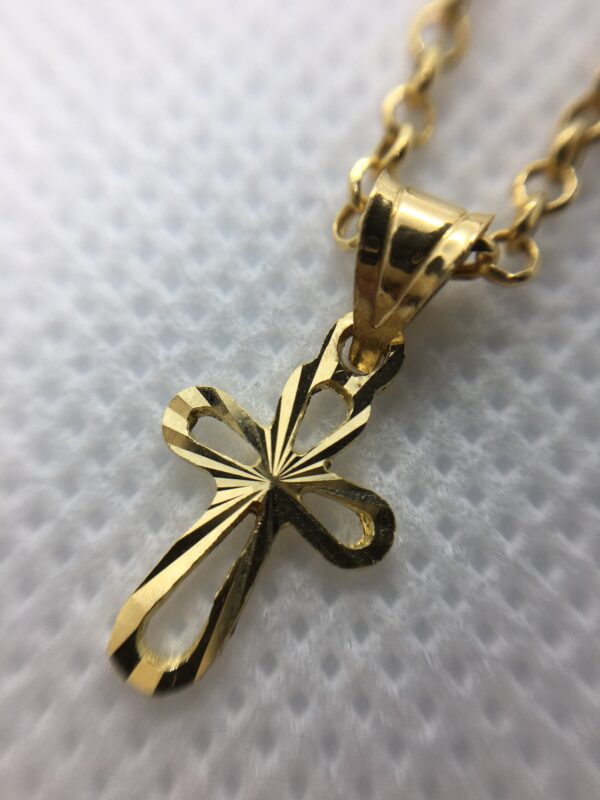 18k solid Gold Rolo cross necklace 19.5 inches