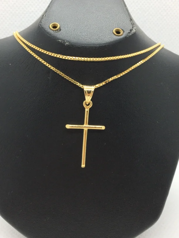 18k solid Gold cross necklace 20 inches