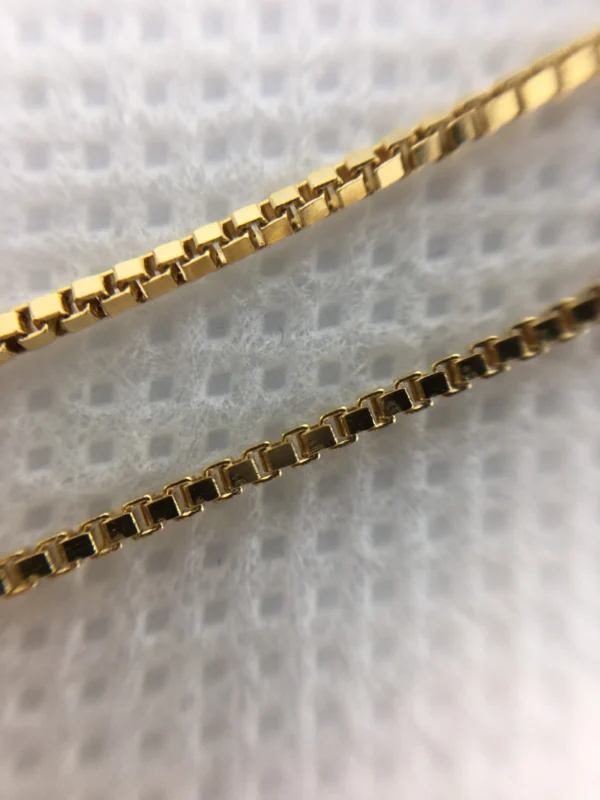 18k solid Gold cross necklace 20 inches